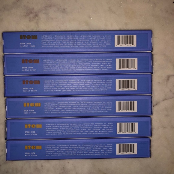 Item Brow Retractable Pencil (different shades) - Picture 2 of 4